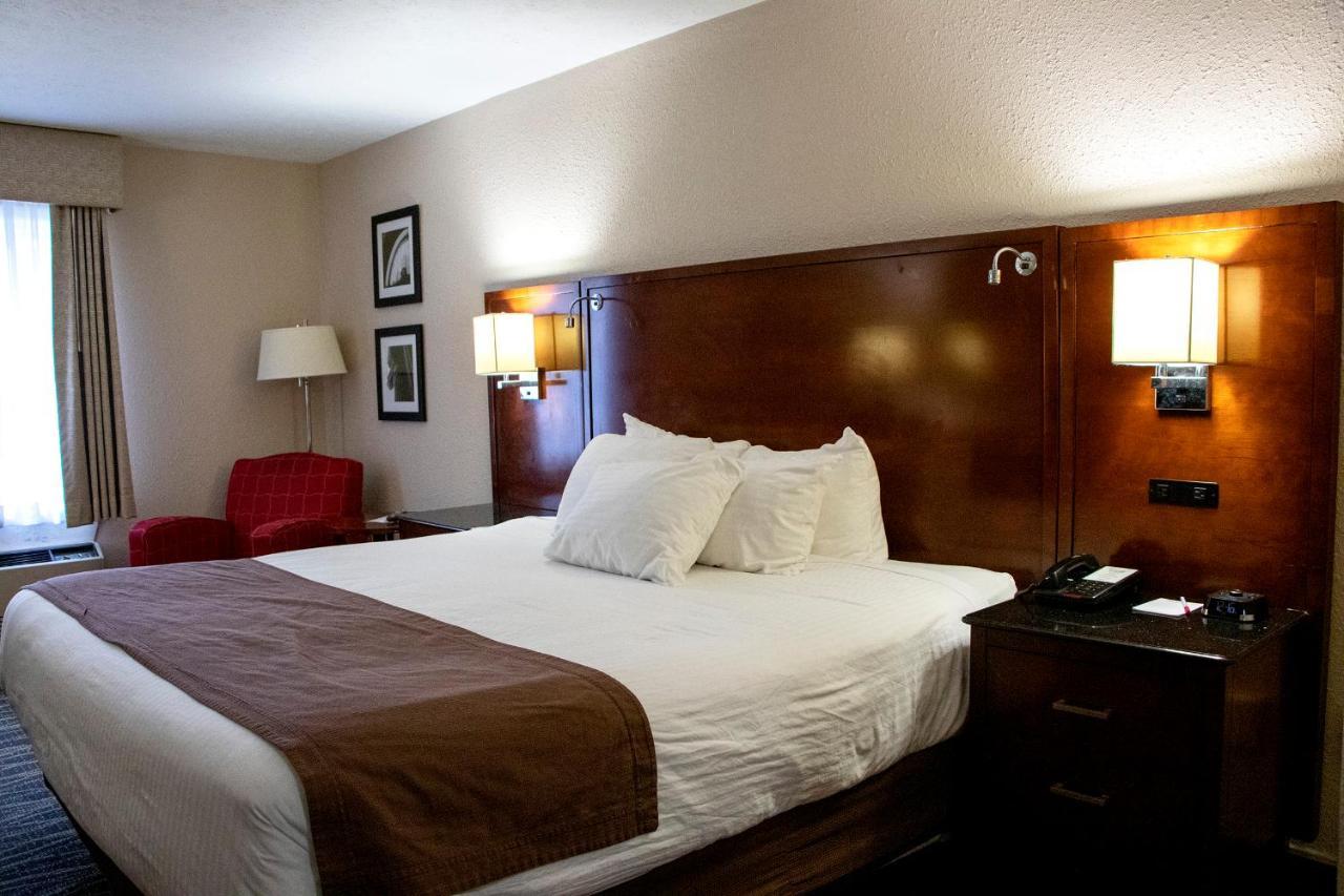 Breckinridge Inn Louisville-Jefferson County Extérieur photo
