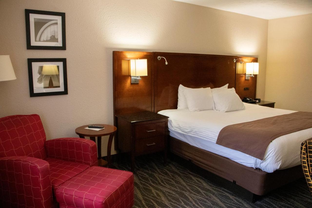 Breckinridge Inn Louisville-Jefferson County Extérieur photo