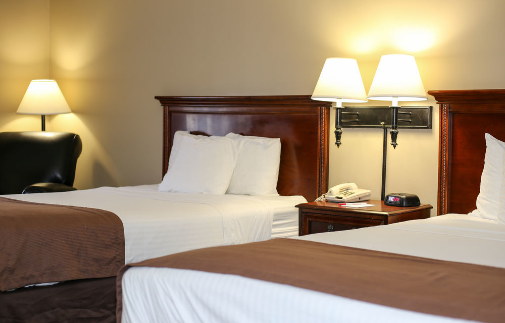 Breckinridge Inn Louisville-Jefferson County Extérieur photo