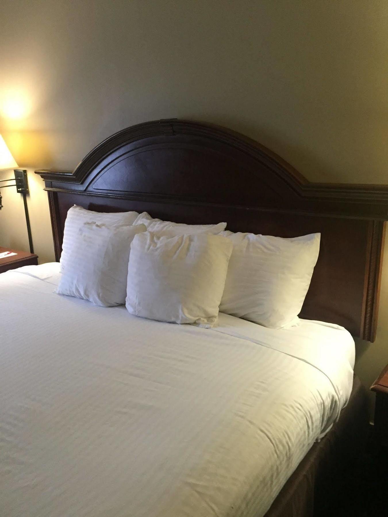 Breckinridge Inn Louisville-Jefferson County Extérieur photo
